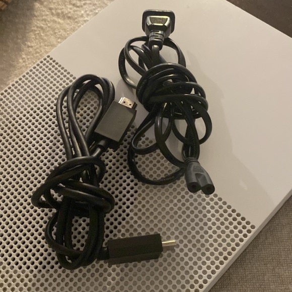 Xbox One S - Picture 8 of 8